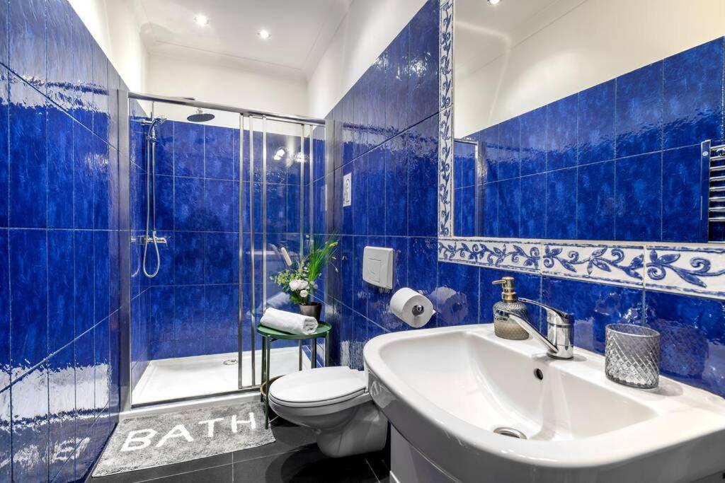 Blue Peace-Apartment With Free Parking In Center For 1-6 People كراكوفيا المظهر الخارجي الصورة