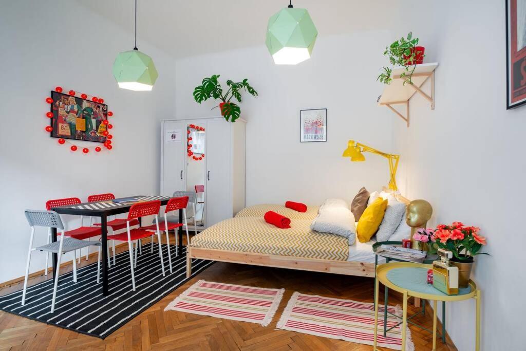 Blue Peace-Apartment With Free Parking In Center For 1-6 People كراكوفيا المظهر الخارجي الصورة